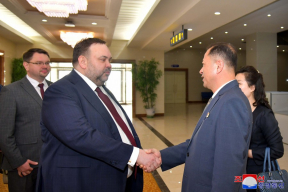 Зачем замминистра иностранных дел Беларуси посетил Северную Корею?
