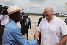 Лукашенко и Мбасого договорились «копать землю в Гвинее и решать проблемы»